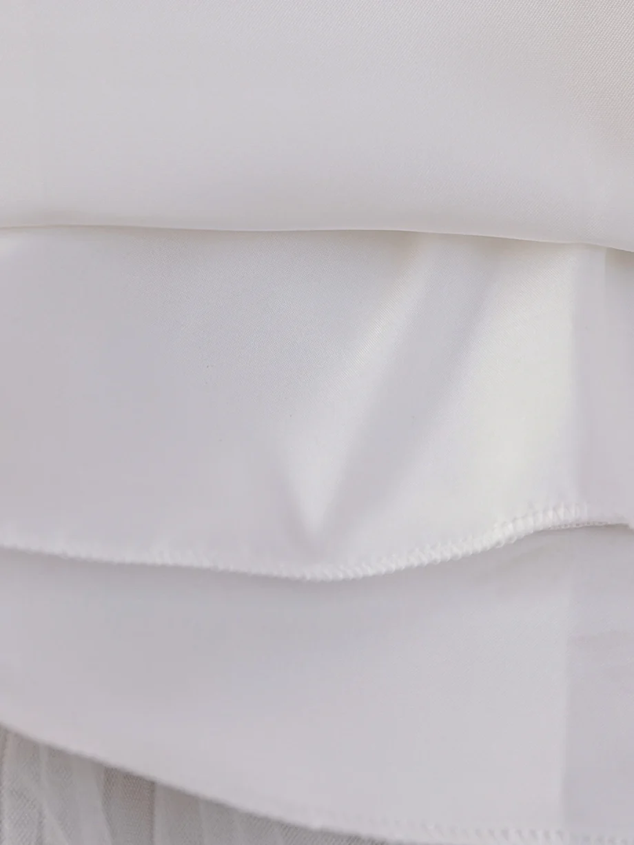 High Quality White Lace Gauze Dress is Suitable for a Baby Girl's Christening Birthday Party