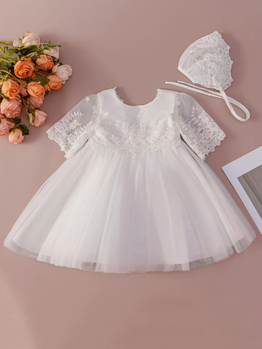 High Quality White Lace Gauze Dress is Suitable for a Baby Girl's Christening Birthday Party