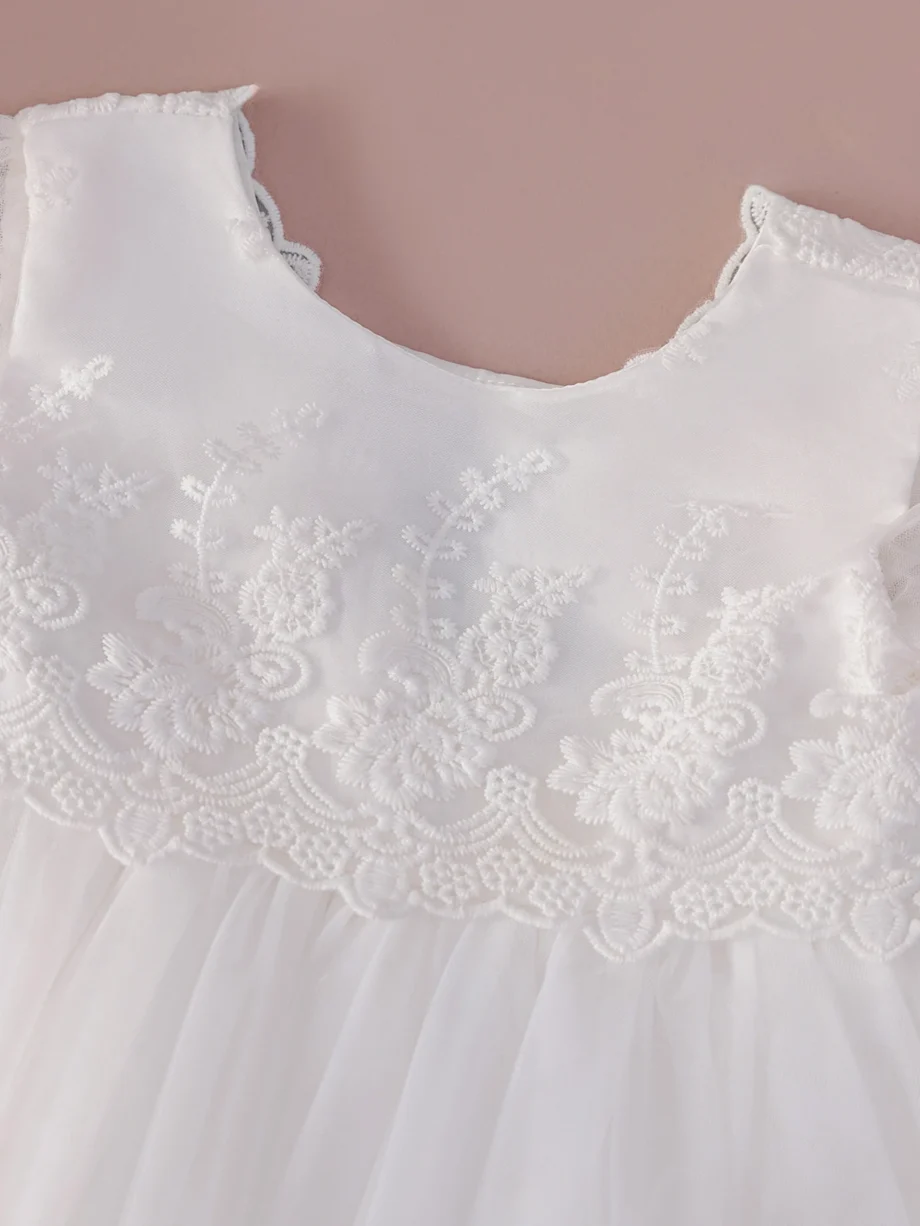 High Quality White Lace Gauze Dress is Suitable for a Baby Girl's Christening Birthday Party