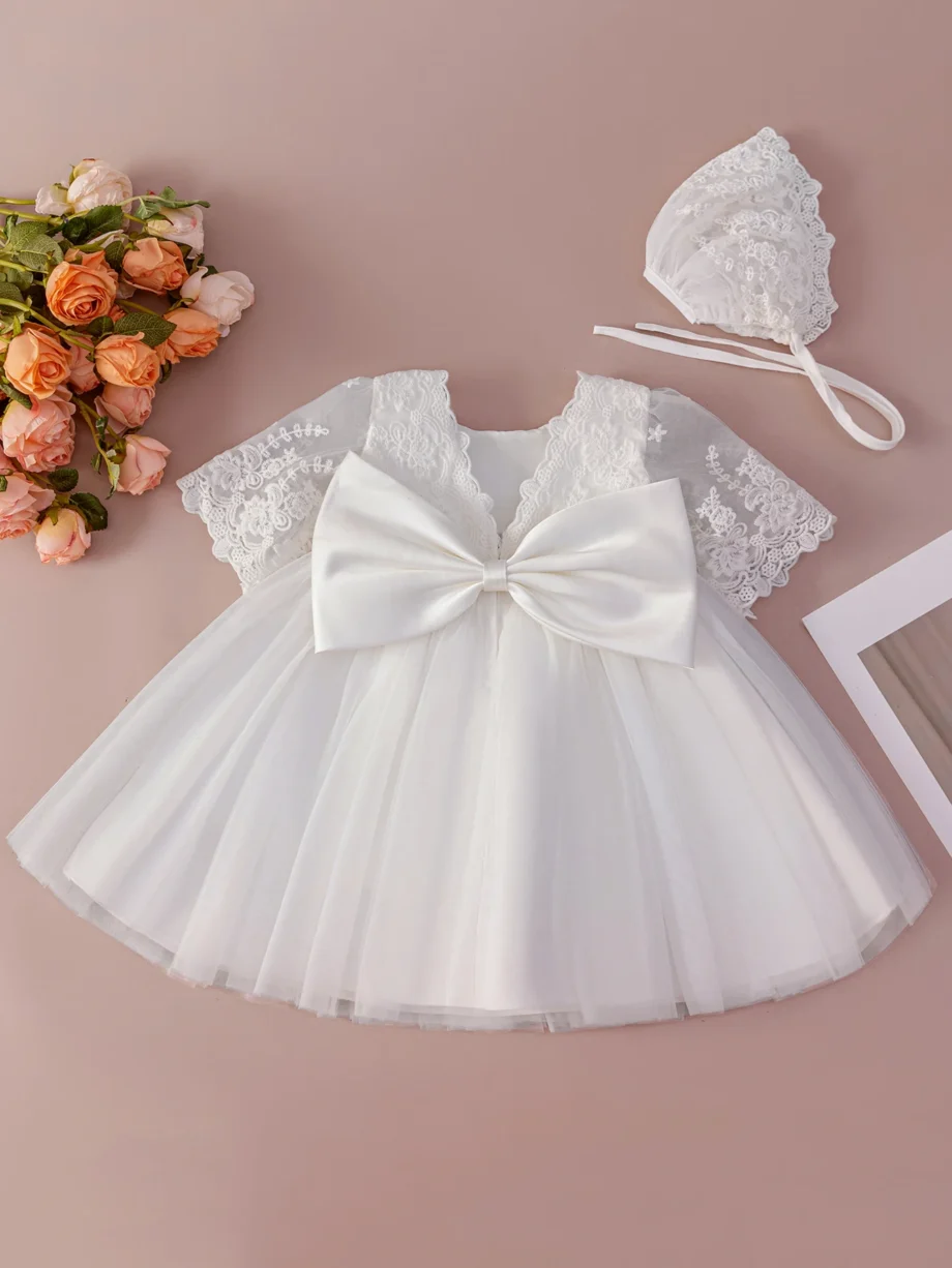 High Quality White Lace Gauze Dress is Suitable for a Baby Girl's Christening Birthday Party