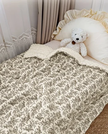 1pc Thickened Winter Quilt for Kids Soft and Warm Newborn Comfort Blanket Kindergarten Use in Autumn and Winter Gift for Baby